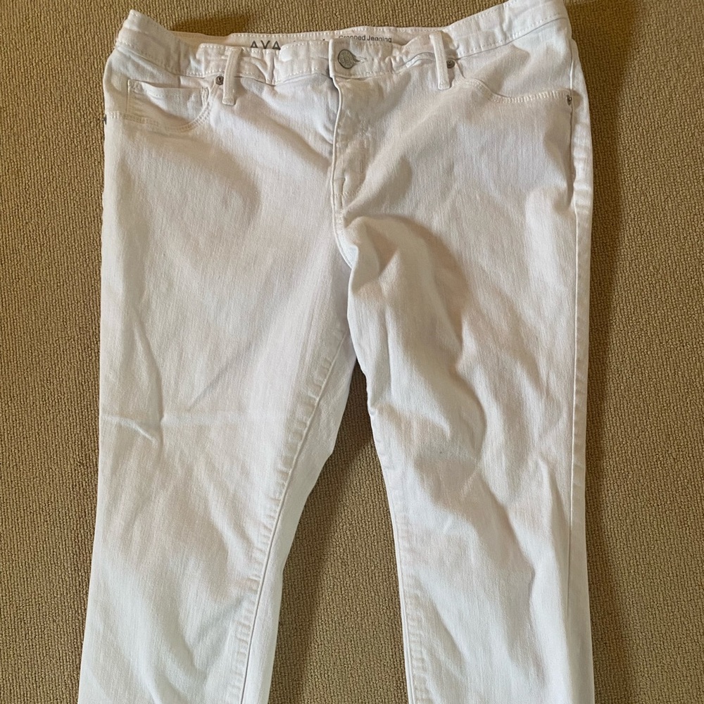 Ava Viv white denim jeans